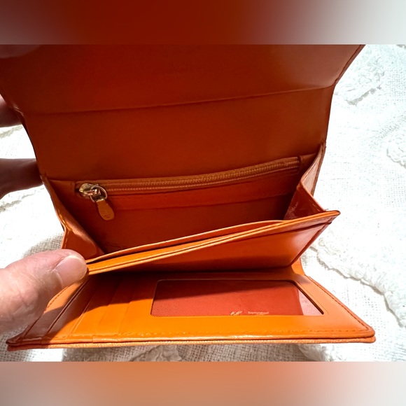 Preloved 💯 MCM Web Monogram Trifold Medium Wallet - Picture 16 of 16